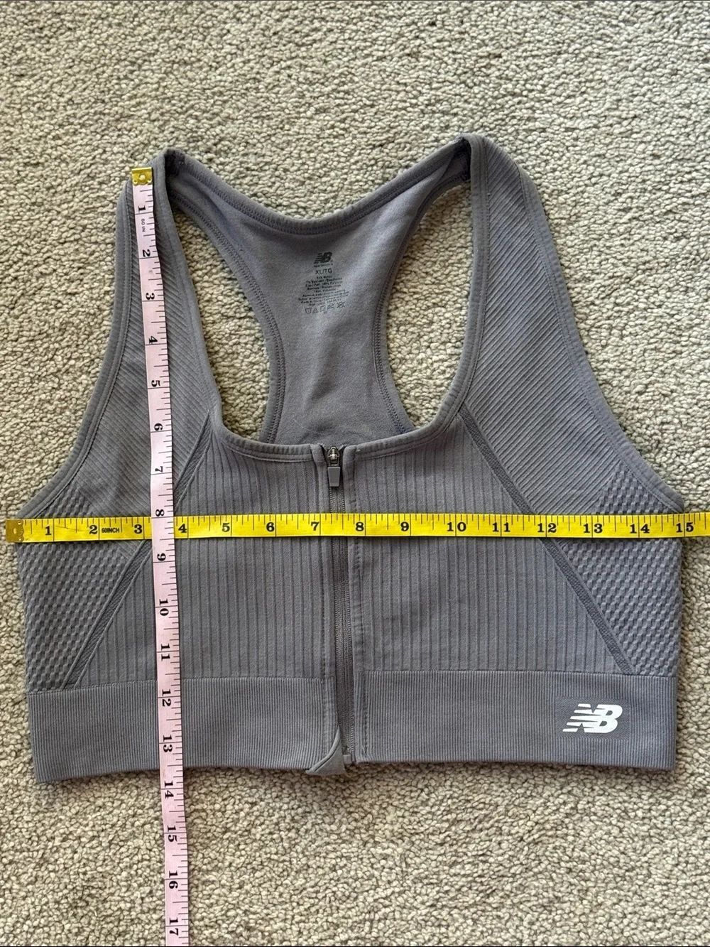 New Balance Front-Zip Racerback Sports Bra! - Picture 4 of 8